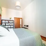 Urban Nest דירה
